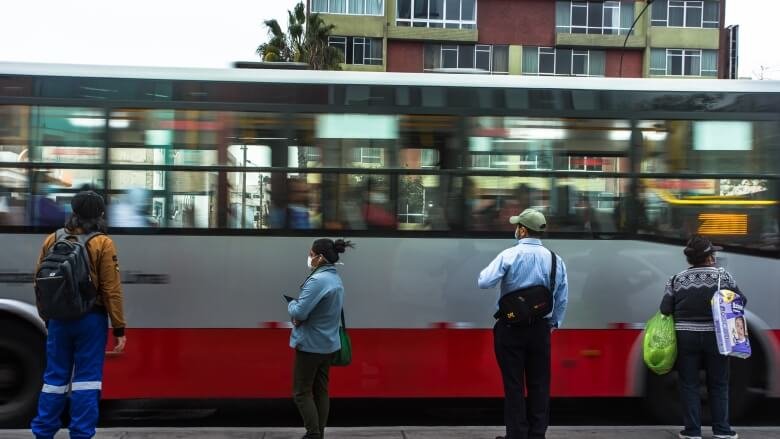 imagen noticia El transporte que suma kilómetros y resta contaminación en América Latina